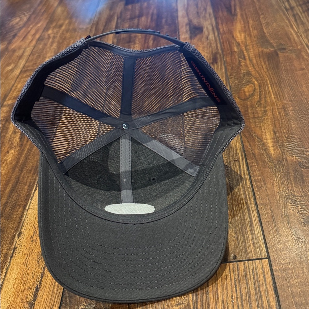 Grundens LOGO ANCHOR TRUCKER - Picture 3 of 3